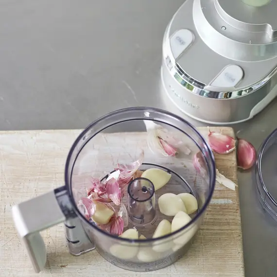 სამზარეულოს კომბაინი Cuisinart RMC100E Cordless Mini Prep Pro Food Processor Silver, 5 image - TechMall.geსამზარეულოს კომბაინი Cuisinart RMC100E Cordless Mini Prep Pro Food Processor Silver, 5 image - TechMall.ge ,სამზარეულოს კომბაინი Cuisinart RMC100E Cordless Mini Prep Pro Food Processor Silver, 5 image - TechMall.ge
