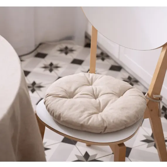 სკამის ბალიში Ardesto Sitpad Oliver, 40cm, 100% cotton, filling: 50% holofiber, 50% pp, beige, 3 image - TechMall.geსკამის ბალიში Ardesto Sitpad Oliver, 40cm, 100% cotton, filling: 50% holofiber, 50% pp, beige, 3 image - TechMall.ge ,სკამის ბალიში Ardesto Sitpad Oliver, 40cm, 100% cotton, filling: 50% holofiber, 50% pp, beige, 3 image - TechMall.ge