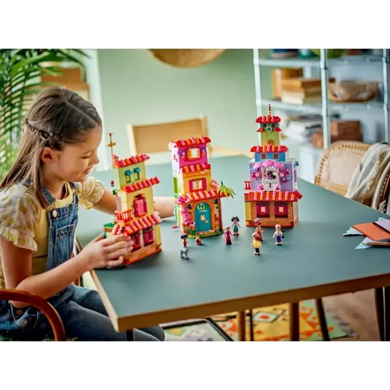 ლეგო Constructor LEGO Disney The Magical Madrigal House, 6 image - TechMall.geლეგო Constructor LEGO Disney The Magical Madrigal House, 6 image - TechMall.ge ,ლეგო Constructor LEGO Disney The Magical Madrigal House, 6 image - TechMall.ge