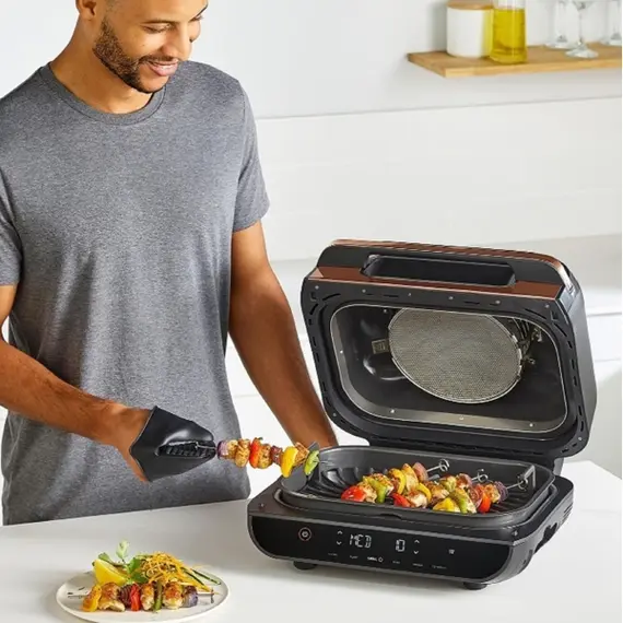 აეროგრილი Ninja AG551EUCP Foodi Max Health, 2460W, 3.8L, Grill And Air Fryer, Gold/Black, 4 image - TechMall.geაეროგრილი Ninja AG551EUCP Foodi Max Health, 2460W, 3.8L, Grill And Air Fryer, Gold/Black, 4 image - TechMall.ge ,აეროგრილი Ninja AG551EUCP Foodi Max Health, 2460W, 3.8L, Grill And Air Fryer, Gold/Black, 4 image - TechMall.ge