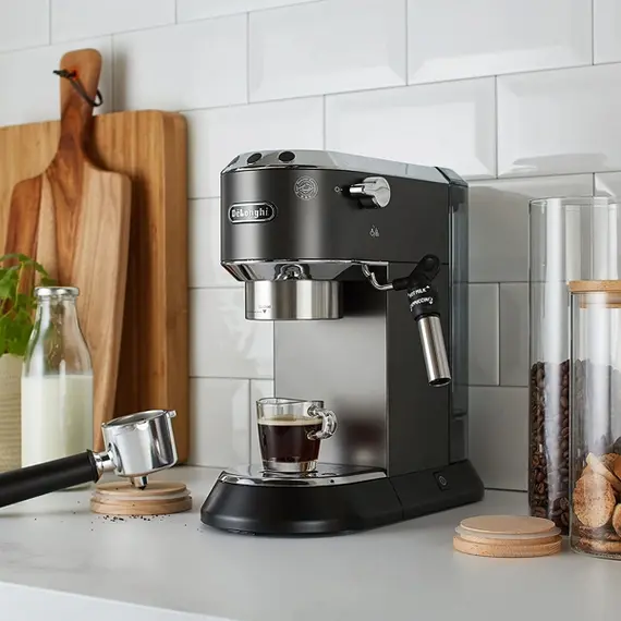 ყავის აპარატი DeLonghi EC685.BK, 1300W, 1.1L, Coffee Machine, Black, 5 image - TechMall.geყავის აპარატი DeLonghi EC685.BK, 1300W, 1.1L, Coffee Machine, Black, 5 image - TechMall.ge ,ყავის აპარატი DeLonghi EC685.BK, 1300W, 1.1L, Coffee Machine, Black, 5 image - TechMall.ge
