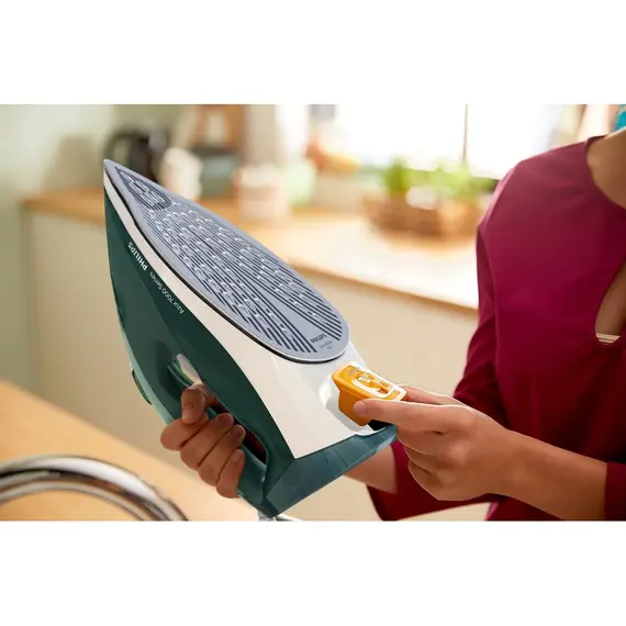 უთო Philips Iron DST7031/70 Green, 4 image - TechMall.geუთო Philips Iron DST7031/70 Green, 4 image - TechMall.ge ,უთო Philips Iron DST7031/70 Green, 4 image - TechMall.ge