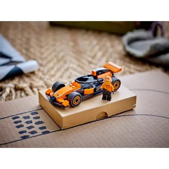ლეგო LEGO Constructor City F1 Driver with McLaren Race Car, 4 image - TechMall.geლეგო LEGO Constructor City F1 Driver with McLaren Race Car, 4 image - TechMall.ge ,ლეგო LEGO Constructor City F1 Driver with McLaren Race Car, 4 image - TechMall.ge