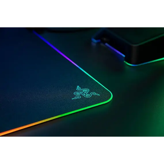 მაუსპადი Razer Mouse Pad Firefly V2 RGB Black, 4 image - TechMall.geმაუსპადი Razer Mouse Pad Firefly V2 RGB Black, 4 image - TechMall.ge ,მაუსპადი Razer Mouse Pad Firefly V2 RGB Black, 4 image - TechMall.ge